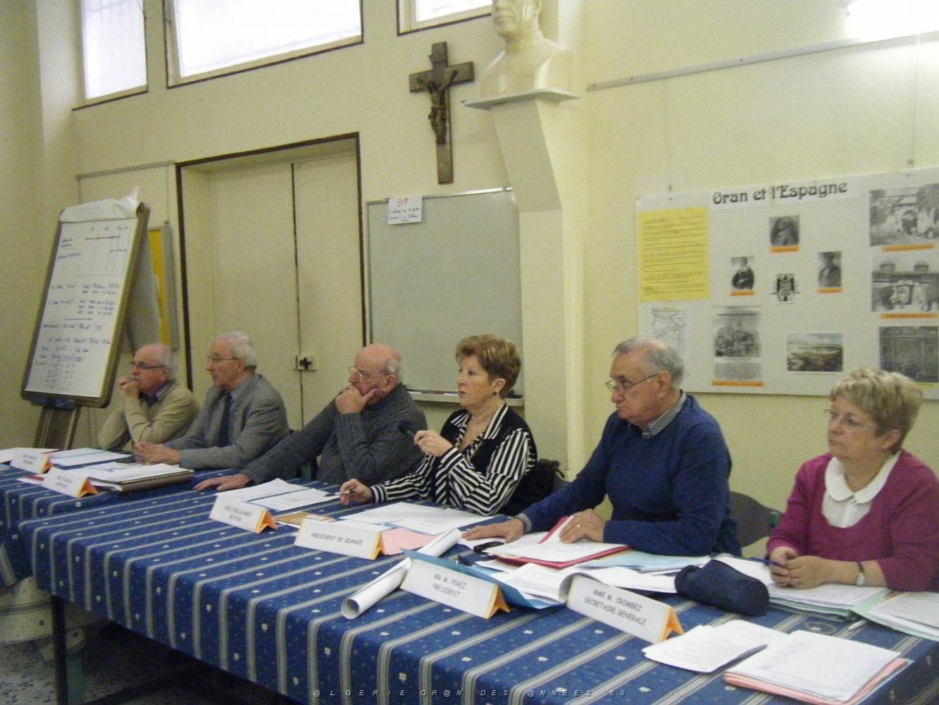 NIMES 2012 03 MESSE EN LA MEMOIRE DE LA FUSILLADE RUE D ISLY A ALGER 26 MARS 1962   (23).jpg